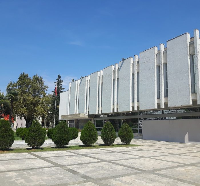 Galeria Kombëtare e Arteve Tiranë